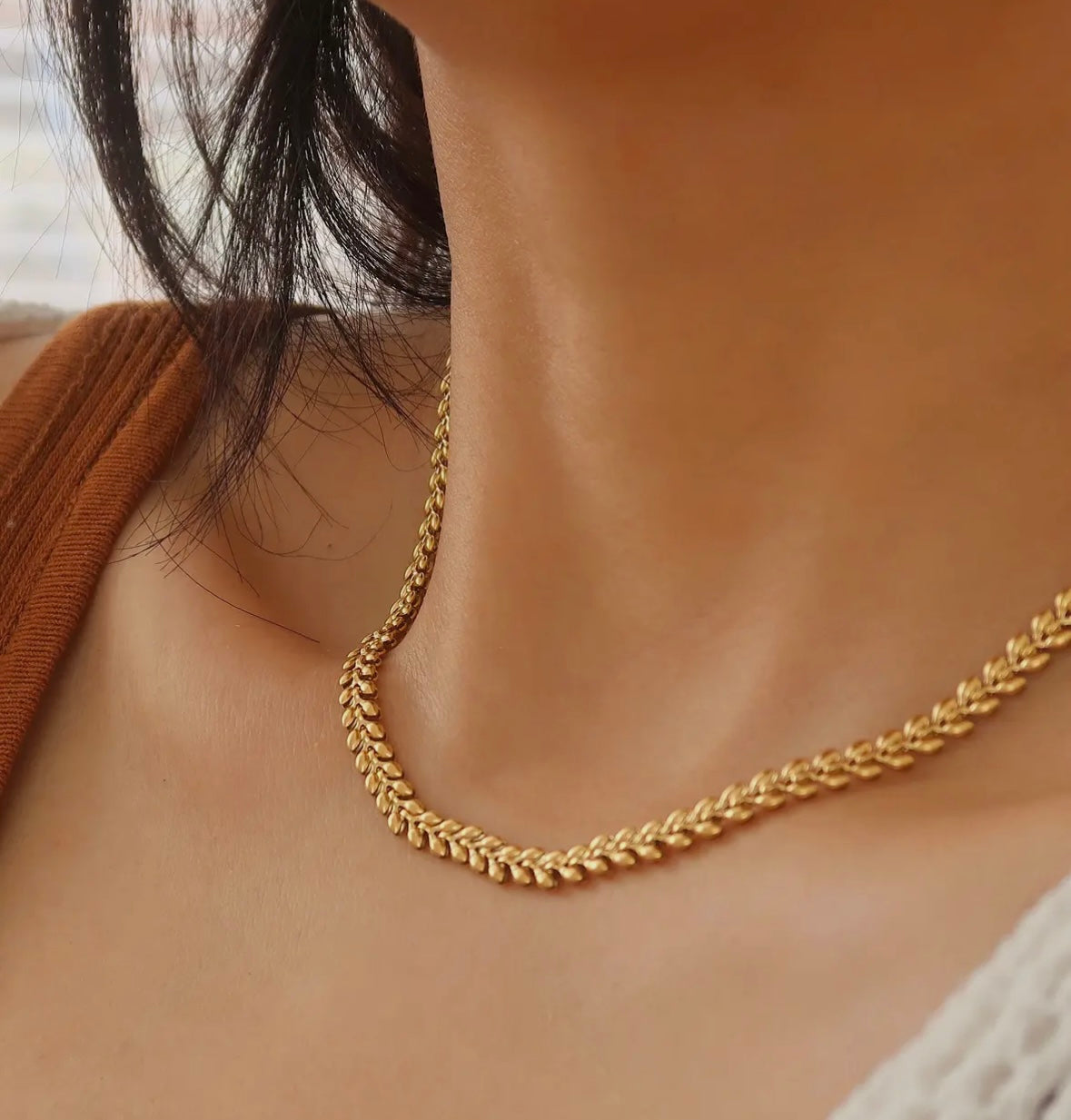 18k Gold Luna Necklace