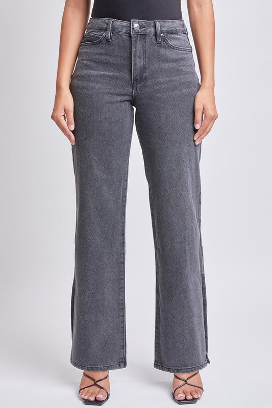 High-rise 90s Jeans